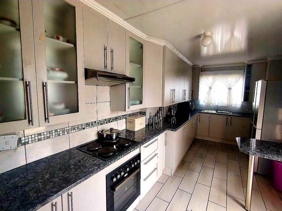 3 Bedroom Property for Sale in Amalinda Eastern Cape